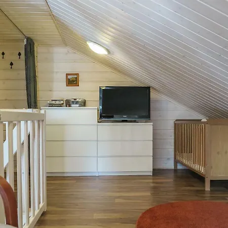 Aihki A By Interhome Syote